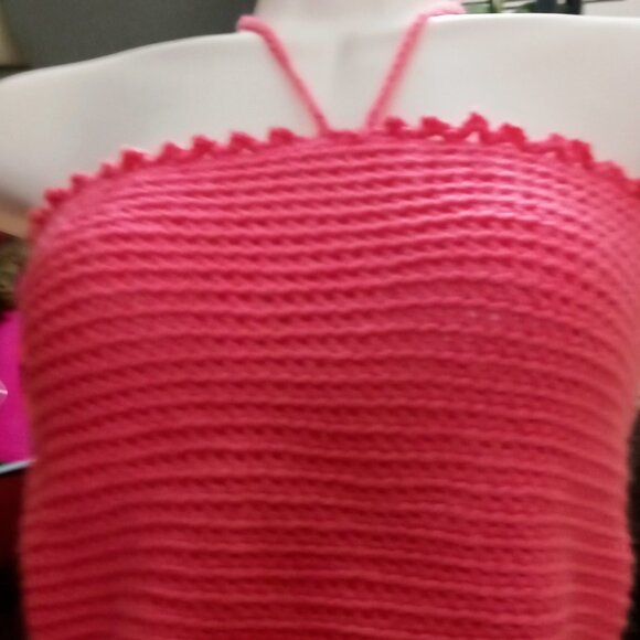 CROP TOP (SML) - Picture 1 of 2